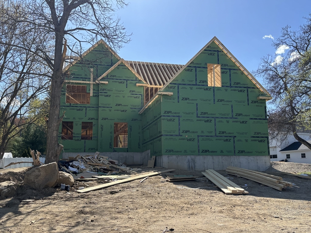 180 North Rd, Chelmsford, Massachusetts, 4 Bedrooms Bedrooms, 10 Rooms Rooms,2.5 BathroomsBathrooms,Residential,For Sale,North Rd,73506297