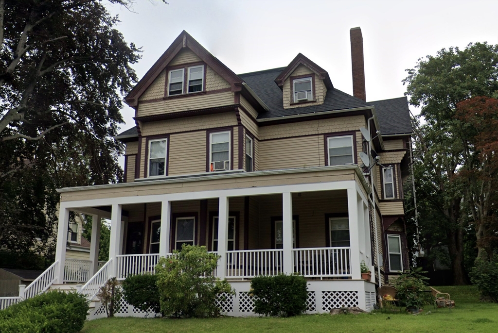 772 Rock St, Fall River, Massachusetts, 8 Bedrooms Bedrooms, 17 Rooms Rooms,6 BathroomsBathrooms,Residential Income,For Sale,Rock St,73507596