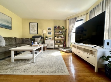 9 Leverett Street, Brookline, Massachusetts, 2 Bedrooms Bedrooms, 5 Rooms Rooms,1 BathroomBathrooms,Residential Lease,For Rent,Leverett Street,73507659