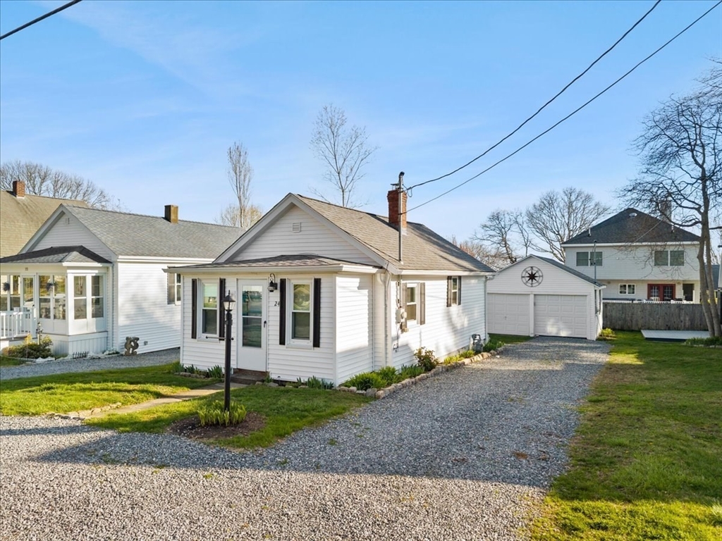 24 Harvard St, Fairhaven, Massachusetts, 2 Bedrooms Bedrooms, 3 Rooms Rooms,1 BathroomBathrooms,Residential,For Sale,Harvard St,73507678
