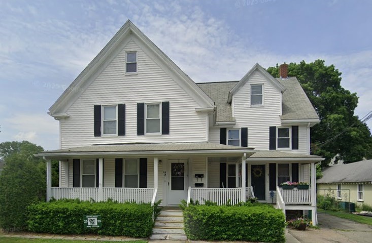 54 Church St, Mansfield, Massachusetts, 5 Bedrooms Bedrooms, 12 Rooms Rooms,2 BathroomsBathrooms,Residential Income,For Sale,Church St,73507699