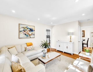18 Mayflower Rd, Northborough, Massachusetts, 3 Bedrooms Bedrooms, 7 Rooms Rooms,2 BathroomsBathrooms,Residential,For Sale,Mayflower Rd,73507722