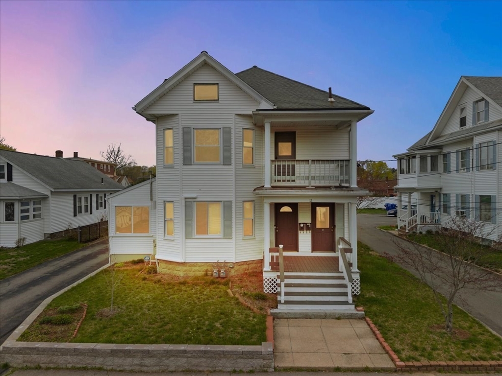 12 James St, Taunton, Massachusetts, 6 Bedrooms Bedrooms, 13 Rooms Rooms,3 BathroomsBathrooms,Residential Income,For Sale,James St,73507728