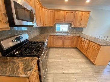184 Boston St, Boston, Massachusetts, 5 Bedrooms Bedrooms, 9 Rooms Rooms,2 BathroomsBathrooms,Residential Lease,For Rent,Boston St,73507809