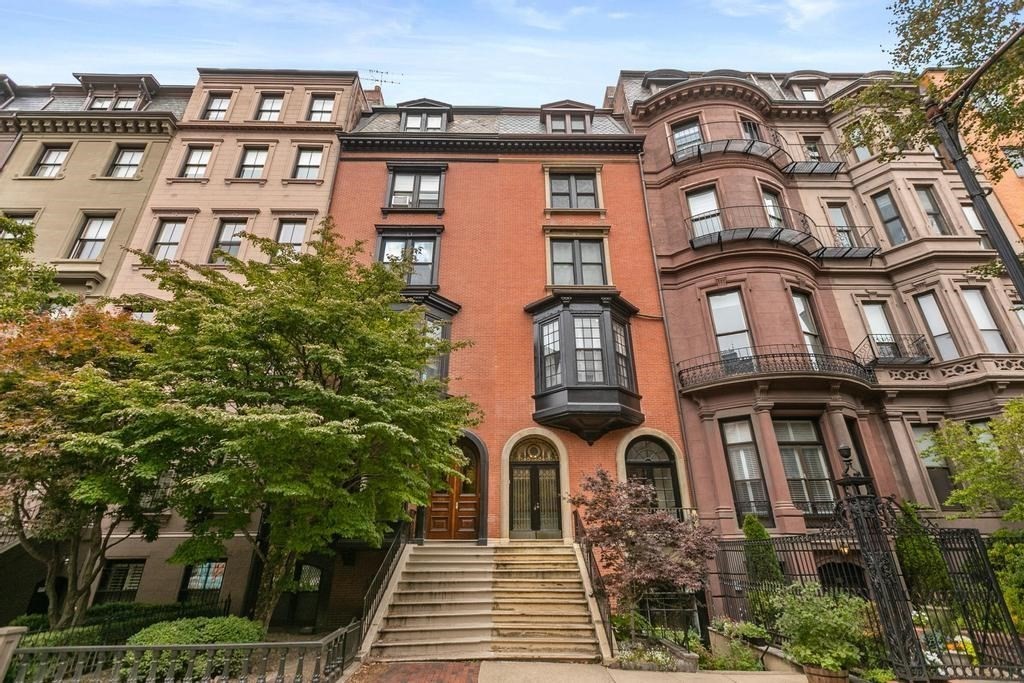 192 Beacon Street, Boston, Massachusetts, 1 Bedroom Bedrooms, 4 Rooms Rooms,1 BathroomBathrooms,Residential Lease,For Rent,Beacon Street,73507811