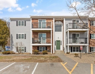 5 Chapel Hill, Plymouth, Massachusetts, 2 Bedrooms Bedrooms, 4 Rooms Rooms,1 BathroomBathrooms,Residential Lease,For Rent,Chapel Hill,73507813
