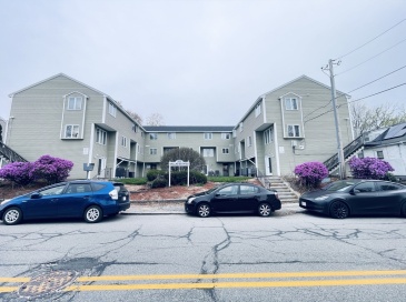 1036 Middlesex St, Lowell, Massachusetts, 2 Bedrooms Bedrooms, 4 Rooms Rooms,1 BathroomBathrooms,Residential,For Sale,Middlesex St,73507819