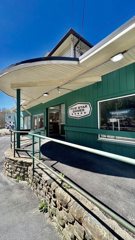 29 Brookfield Rd, Sturbridge, Massachusetts, ,Commercial Sale,For Sale,Brookfield Rd,73507881