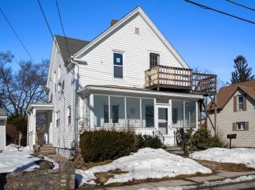 27 Dresser St, Webster, Massachusetts, 2 Bedrooms Bedrooms, 8 Rooms Rooms,2 BathroomsBathrooms,Residential Income,For Sale,Dresser St,73484573
