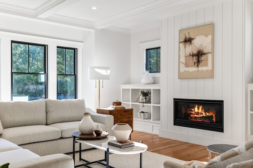 2 Lily Lane, Wenham, Massachusetts, 4 Bedrooms Bedrooms, 10 Rooms Rooms,3.5 BathroomsBathrooms,Residential,For Sale,Lily Lane,73440050