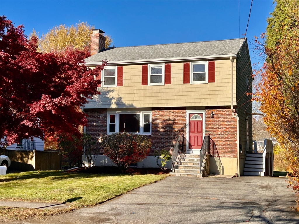 72 Grassland St, Lexington, Massachusetts, 3 Bedrooms Bedrooms, 8 Rooms Rooms,1.5 BathroomsBathrooms,Residential,For Sale,Grassland St,73483388