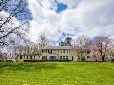 5 Main Dr, Wenham, Massachusetts, 5 Bedrooms Bedrooms, 12 Rooms Rooms,4.5 BathroomsBathrooms,Residential,For Sale,Main Dr,73418733