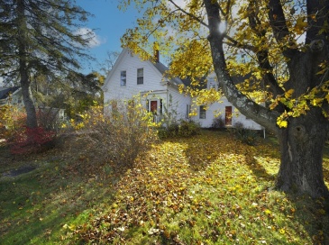 479 Central St, East Bridgewater, Massachusetts, 4 Bedrooms Bedrooms, 9 Rooms Rooms,2 BathroomsBathrooms,Residential,For Sale,Central St,73452638