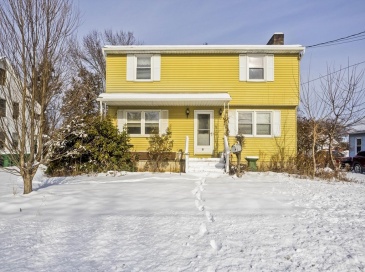 46-52 Maplewood Avenue, Chicopee, Massachusetts, 4 Bedrooms Bedrooms, 7 Rooms Rooms,1.5 BathroomsBathrooms,Residential,For Sale,Maplewood Avenue,73465453