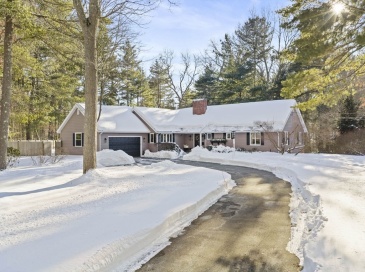 9 Mast Hill, Hingham, Massachusetts, 4 Bedrooms Bedrooms, 10 Rooms Rooms,2.5 BathroomsBathrooms,Residential,For Sale,Mast Hill,73473884 9 Mast Hill, Hingham, Massachusetts, 4 Bedrooms Bedrooms, 10 Rooms Rooms,2.5 BathroomsBathrooms,Residential,For Sale,Mast Hill,73473884
