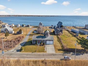 871 Sconticut Neck Rd, Fairhaven, Massachusetts, 2 Bedrooms Bedrooms, 5 Rooms Rooms,2 BathroomsBathrooms,Residential,For Sale,Sconticut Neck Rd,73467413 871 Sconticut Neck Rd, Fairhaven, Massachusetts, 2 Bedrooms Bedrooms, 5 Rooms Rooms,2 BathroomsBathrooms,Residential,For Sale,Sconticut Neck Rd,73467413