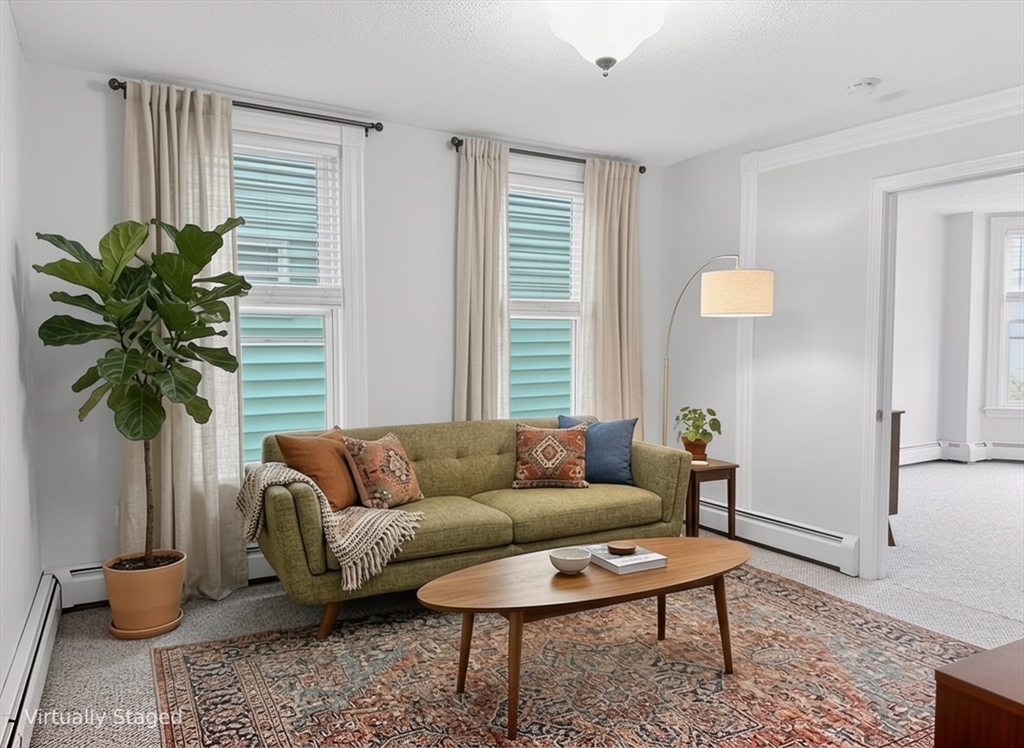 479 Sumner Street, Boston, Massachusetts, 2 Bedrooms Bedrooms, 4 Rooms Rooms,1 BathroomBathrooms,Residential Lease,For Rent,Sumner Street,73507902