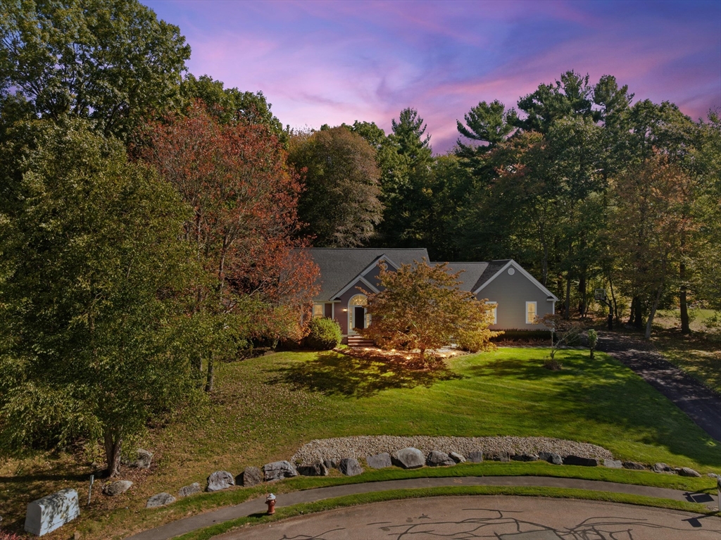 201 Buck Knoll Rd, Raynham, Massachusetts, 3 Bedrooms Bedrooms, 10 Rooms Rooms,2 BathroomsBathrooms,Residential,For Sale,Buck Knoll Rd,73491912