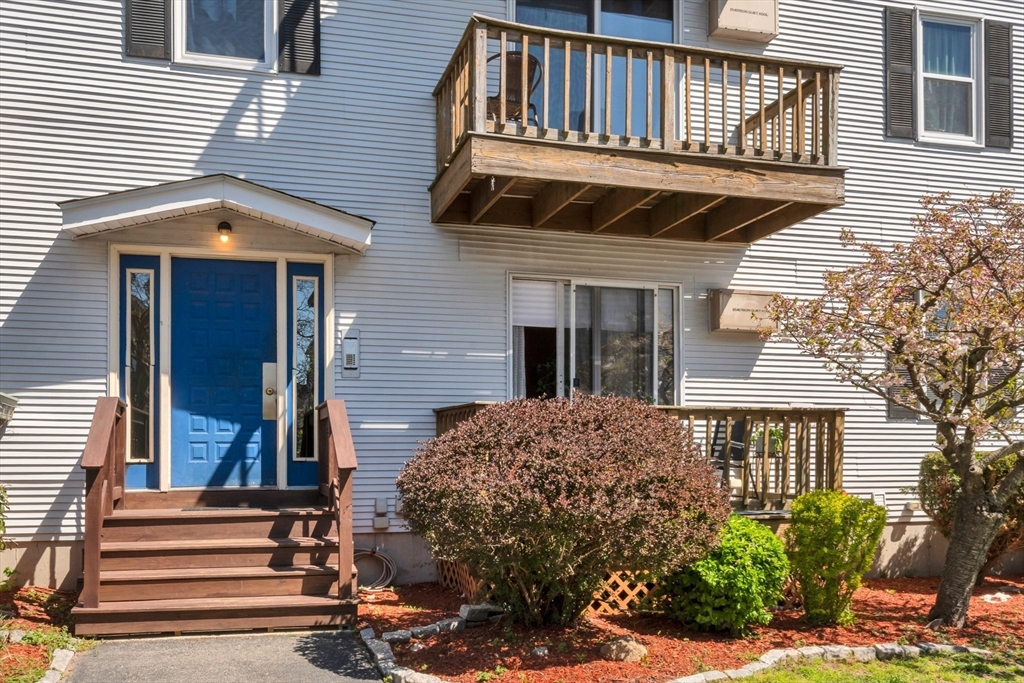 434 Linden Street, Fall River, Massachusetts, 3 Bedrooms Bedrooms, 6 Rooms Rooms,2 BathroomsBathrooms,Residential,For Sale,Linden Street,73507900