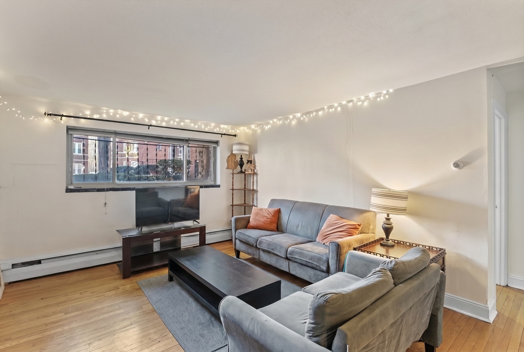 245 Kelton St, Boston, Massachusetts, 2 Bedrooms Bedrooms, 4 Rooms Rooms,1 BathroomBathrooms,Residential,For Sale,Kelton St,73507969