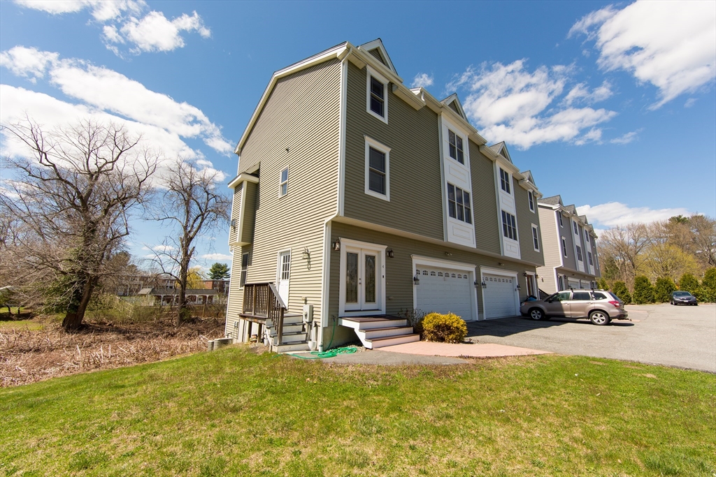 194 Oak St, Shrewsbury, Massachusetts, 16 Bedrooms Bedrooms, 36 Rooms Rooms,20 BathroomsBathrooms,Residential Income,For Sale,Oak St,73508143