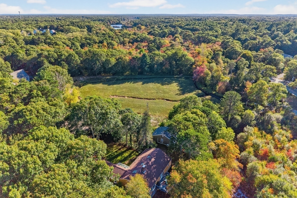 17, 17A, 17B Cranberry Ln, Falmouth, Massachusetts, 7 Bedrooms Bedrooms, 14 Rooms Rooms,4 BathroomsBathrooms,Residential,For Sale,Cranberry Ln,73508004