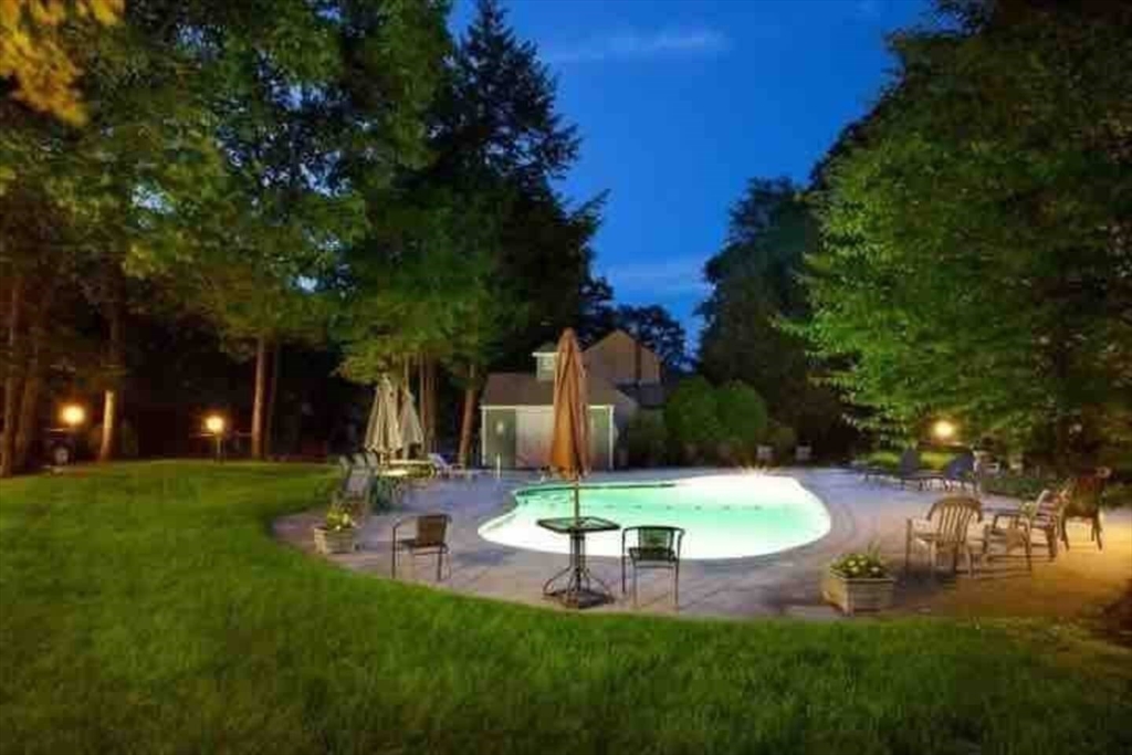 2393 Lake Shore Rd, Gilford, New Hampshire, 3 Bedrooms Bedrooms, 6 Rooms Rooms,2 BathroomsBathrooms,Residential Lease,For Rent,Lake Shore Rd,73508006