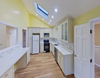 52 Rockefeller Street, Randolph, Massachusetts, 3 Bedrooms Bedrooms, 7 Rooms Rooms,1 BathroomBathrooms,Residential Lease,For Rent,Rockefeller Street,73508033