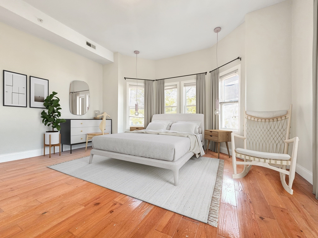 26 Arcadia, Boston, Massachusetts, 3 Bedrooms Bedrooms, 6 Rooms Rooms,1.5 BathroomsBathrooms,Residential Lease,For Rent,Arcadia,73508037