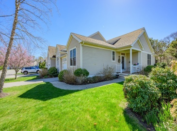 118 Grey Hawk Dr, Mashpee, Massachusetts, 2 Bedrooms Bedrooms, 4 Rooms Rooms,2 BathroomsBathrooms,Residential,For Sale,Grey Hawk Dr,73508052