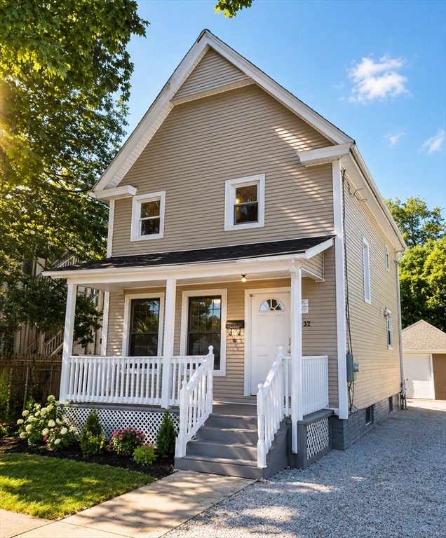 32 Randall Place, Springfield, Massachusetts, 3 Bedrooms Bedrooms, 6 Rooms Rooms,1.5 BathroomsBathrooms,Residential,For Sale,Randall Place,73508056