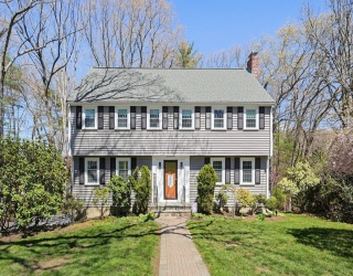 6 Duggan Dr, Framingham, Massachusetts, 4 Bedrooms Bedrooms, 9 Rooms Rooms,2.5 BathroomsBathrooms,Residential,For Sale,Duggan Dr,73507967