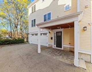 42-44 Oakview Terrace, Boston, Massachusetts, 3 Bedrooms Bedrooms, 5 Rooms Rooms,2.5 BathroomsBathrooms,Residential Lease,For Rent,Oakview Terrace,73508103