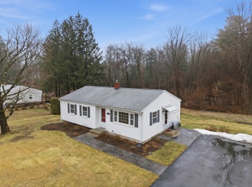 22 Fairhaven Dr, East Longmeadow, Massachusetts, 3 Bedrooms Bedrooms, 5 Rooms Rooms,1 BathroomBathrooms,Residential,For Sale,Fairhaven Dr,73487750 22 Fairhaven Dr, East Longmeadow, Massachusetts, 3 Bedrooms Bedrooms, 5 Rooms Rooms,1 BathroomBathrooms,Residential,For Sale,Fairhaven Dr,73487750