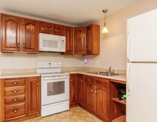 90 Ridgewood Lane, Gardner, Massachusetts, 2 Bedrooms Bedrooms, 4 Rooms Rooms,1 BathroomBathrooms,Residential Lease,For Rent,Ridgewood Lane,73484329