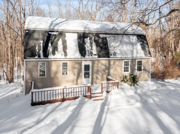 8 Woodchuck Hill Road, Harvard, Massachusetts, 3 Bedrooms Bedrooms, 5 Rooms Rooms,2 BathroomsBathrooms,Residential,For Sale,Woodchuck Hill Road,73482635