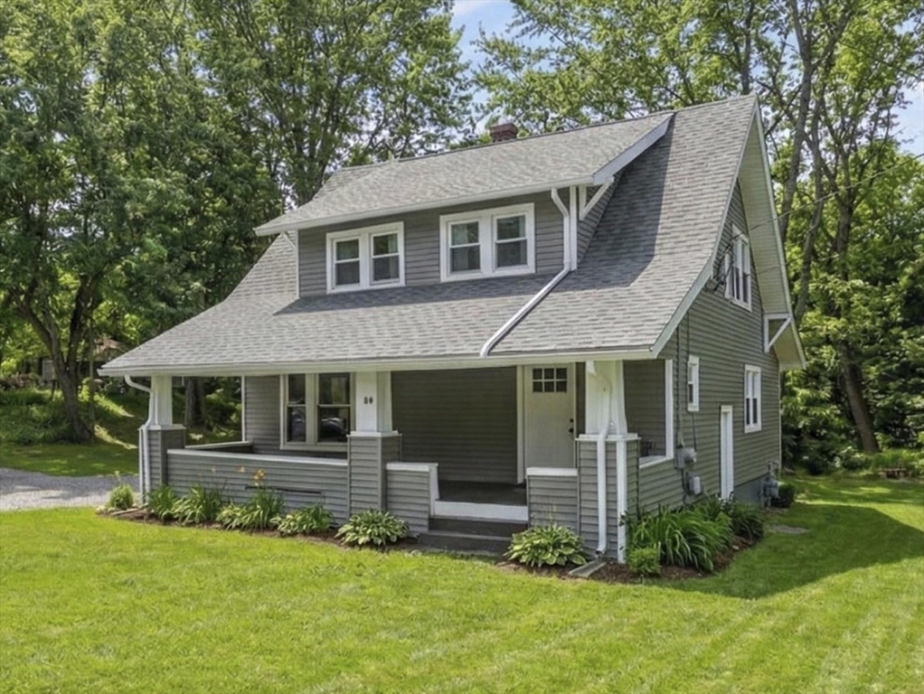 60 Lower Westfield Rd, Holyoke, Massachusetts, 3 Bedrooms Bedrooms, 8 Rooms Rooms,1.5 BathroomsBathrooms,Residential,For Sale,Lower Westfield Rd,73481831