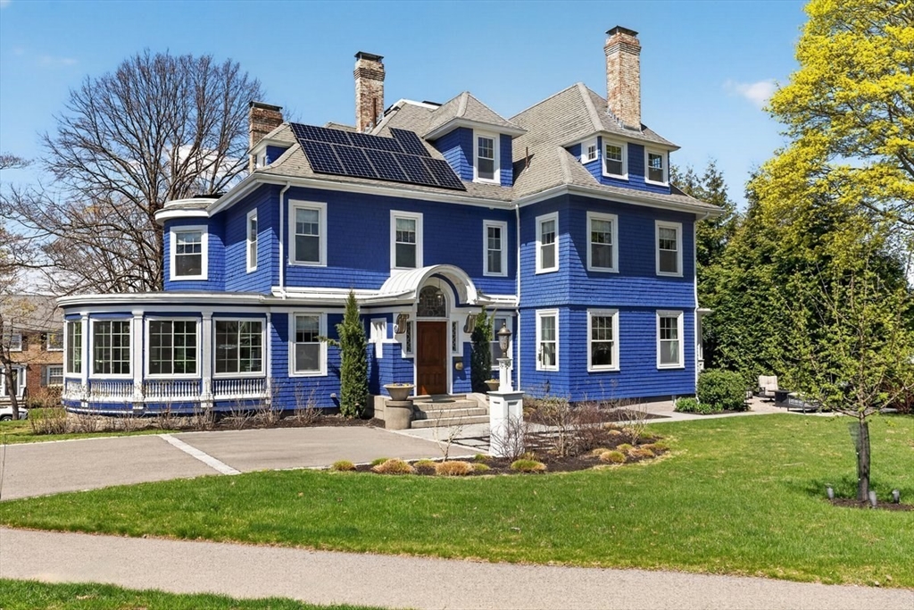 30 Magnolia Rd, Milton, Massachusetts, 5 Bedrooms Bedrooms, 12 Rooms Rooms,3 BathroomsBathrooms,Residential,For Sale,Magnolia Rd,73508119