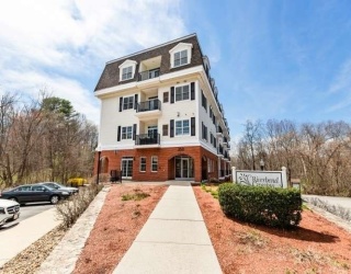 350 Greene St, North Andover, Massachusetts, 2 Bedrooms Bedrooms, 5 Rooms Rooms,2 BathroomsBathrooms,Residential,For Sale,Greene St,73506461