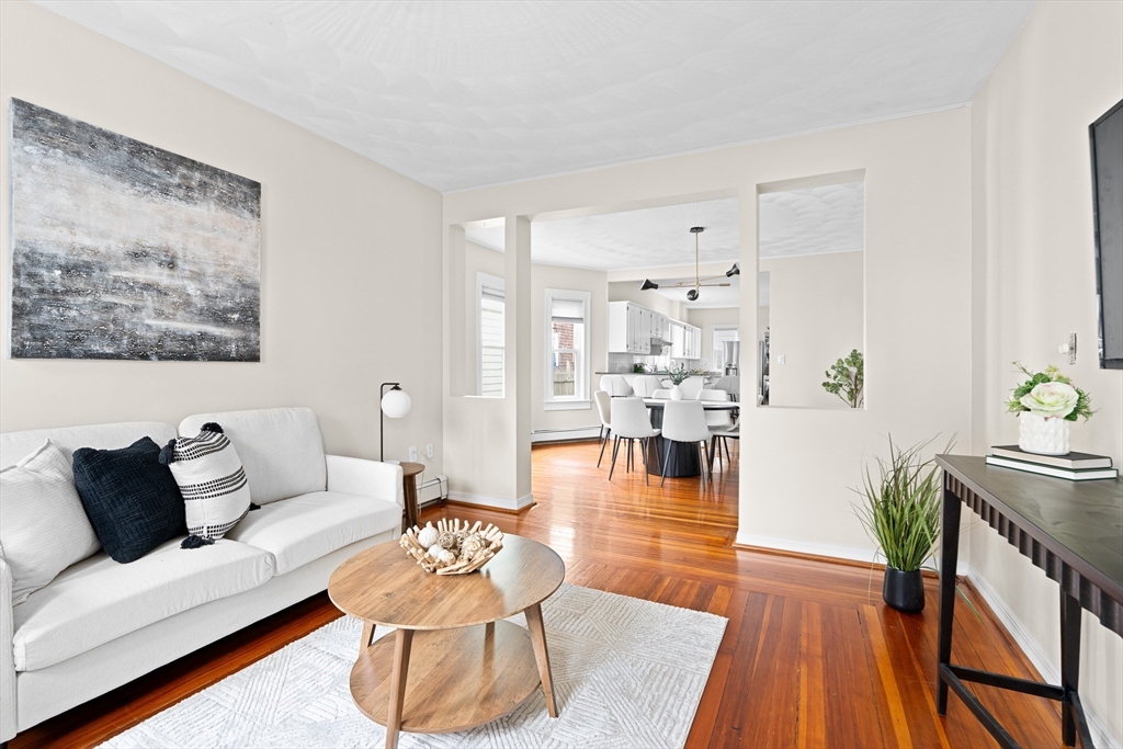 15 Boston Ave, Somerville, Massachusetts, 2 Bedrooms Bedrooms, 5 Rooms Rooms,2 BathroomsBathrooms,Residential,For Sale,Boston Ave,73508139