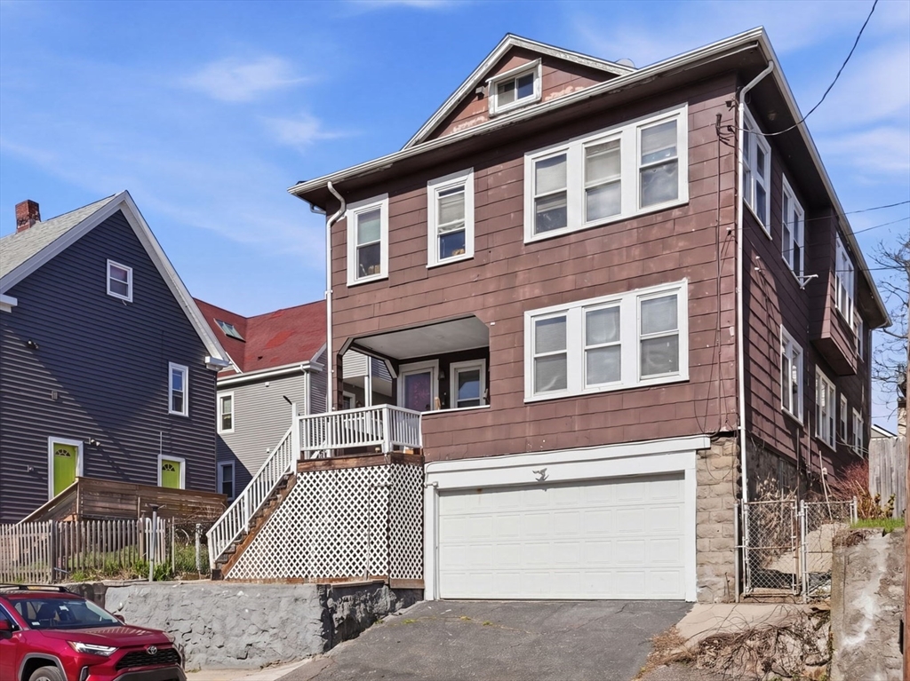 85-87 Wolcott St, Malden, Massachusetts, 5 Bedrooms Bedrooms, 12 Rooms Rooms,2 BathroomsBathrooms,Residential Income,For Sale,Wolcott St,73508477