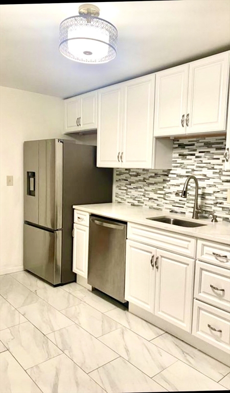 66 Bryon Rd, Boston, Massachusetts, 2 Bedrooms Bedrooms, 5 Rooms Rooms,1 BathroomBathrooms,Residential,For Sale,Bryon Rd,73508148