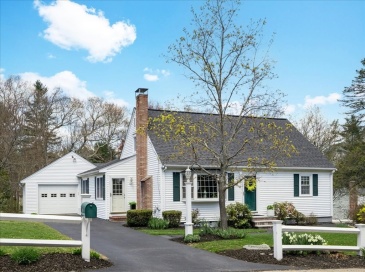 16 Howland Ter, Stoughton, Massachusetts, 4 Bedrooms Bedrooms, 6 Rooms Rooms,1 BathroomBathrooms,Residential,For Sale,Howland Ter,73508388