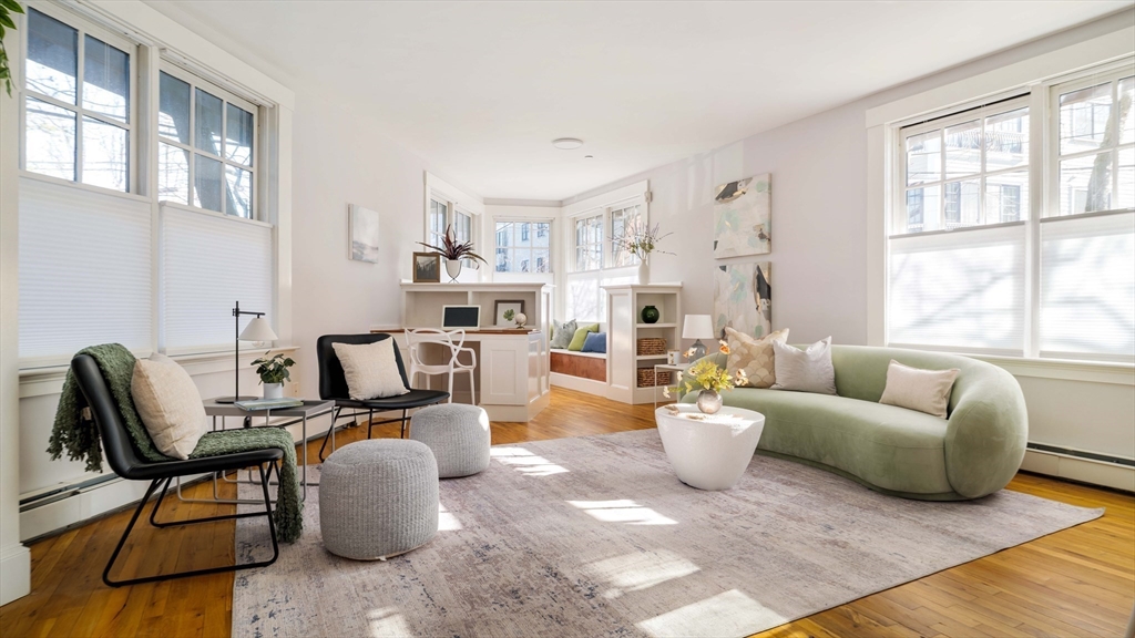 432 Norfolk Street, Somerville, Massachusetts, 1 Bedroom Bedrooms, 3 Rooms Rooms,1 BathroomBathrooms,Residential,For Sale,Norfolk Street,73508150