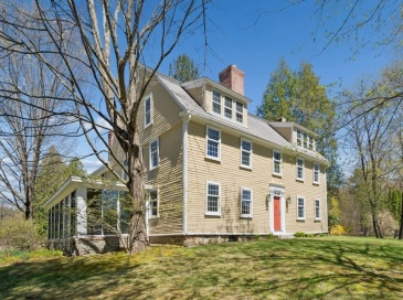 302 Church Street, Northborough, Massachusetts, 5 Bedrooms Bedrooms, 13 Rooms Rooms,3.5 BathroomsBathrooms,Residential,For Sale,Church Street,73508298
