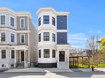 333 Maverick St, Boston, Massachusetts, 2 Bedrooms Bedrooms, 4 Rooms Rooms,2 BathroomsBathrooms,Residential,For Sale,Maverick St,73508247