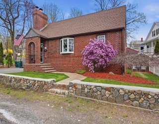 1 Mountain St, Woburn, Massachusetts, 2 Bedrooms Bedrooms, 10 Rooms Rooms,2 BathroomsBathrooms,Residential,For Sale,Mountain St,73508288