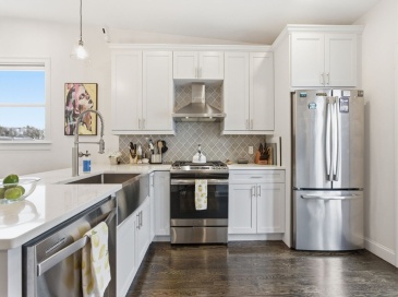 167 Putnam St, Boston, Massachusetts, 2 Bedrooms Bedrooms, 5 Rooms Rooms,2 BathroomsBathrooms,Residential,For Sale,Putnam St,73508315