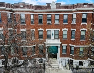 1568 Commonwealth Ave, Boston, Massachusetts, 1 Bedroom Bedrooms, 3 Rooms Rooms,1 BathroomBathrooms,Residential Lease,For Rent,Commonwealth Ave,73508341