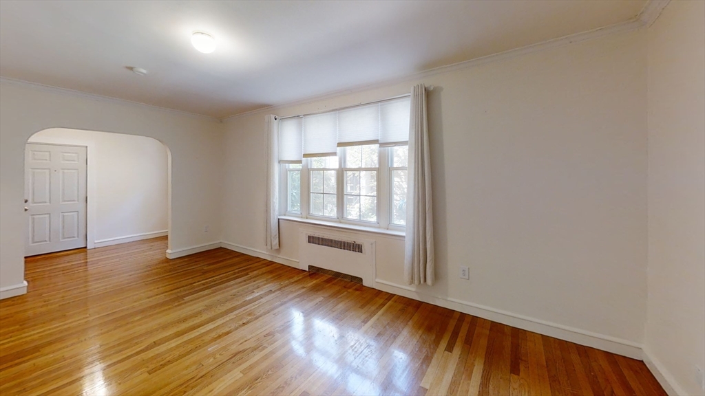 65 Park St., Brookline, Massachusetts, 2 Bedrooms Bedrooms, 5 Rooms Rooms,2 BathroomsBathrooms,Residential Lease,For Rent,Park St.,73508372